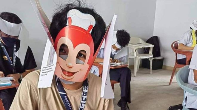 Maszkot-viselő-diák. Fejfedőkkel védekeznek a puskázás ellen a Fülöp-szigeteki diákok | Online Rádió - Egy Lépéssel Közelebb Hozzád! _ LépésRádió