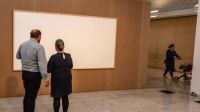 Egy halom pénzt kapott a múzeumtól, egy üres vásznat adott cserébe a dán művész